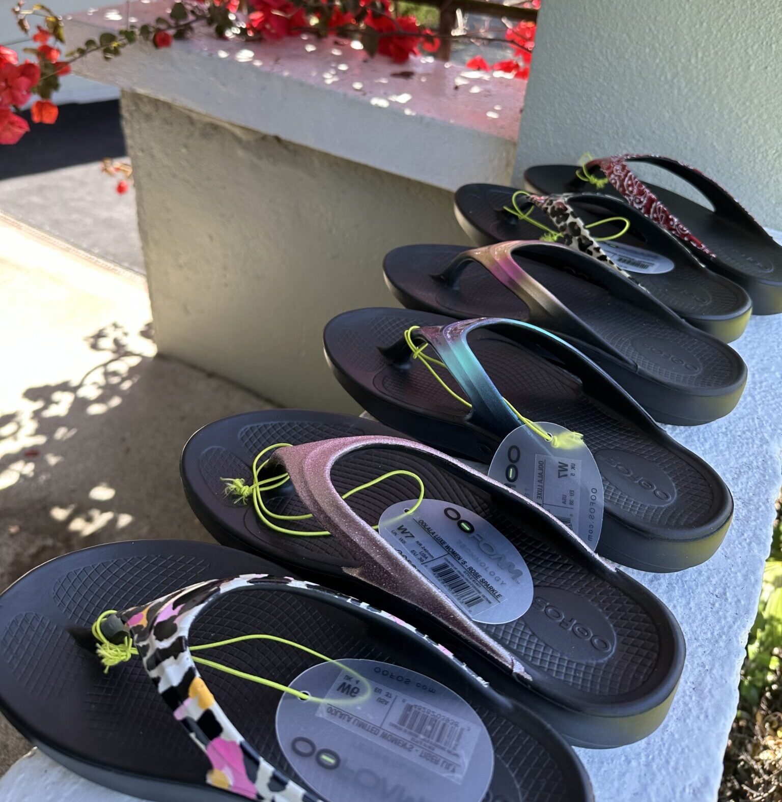 The Oofos Oolala Sandals Are Great for Foot Pain