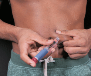 diabetic injecting diabetic injecting